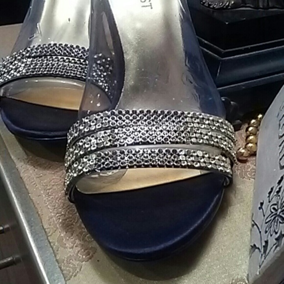 Jazzy. Evening Sandal - Picture 3 of 7